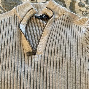Express grey men sweater. No damage. Size small